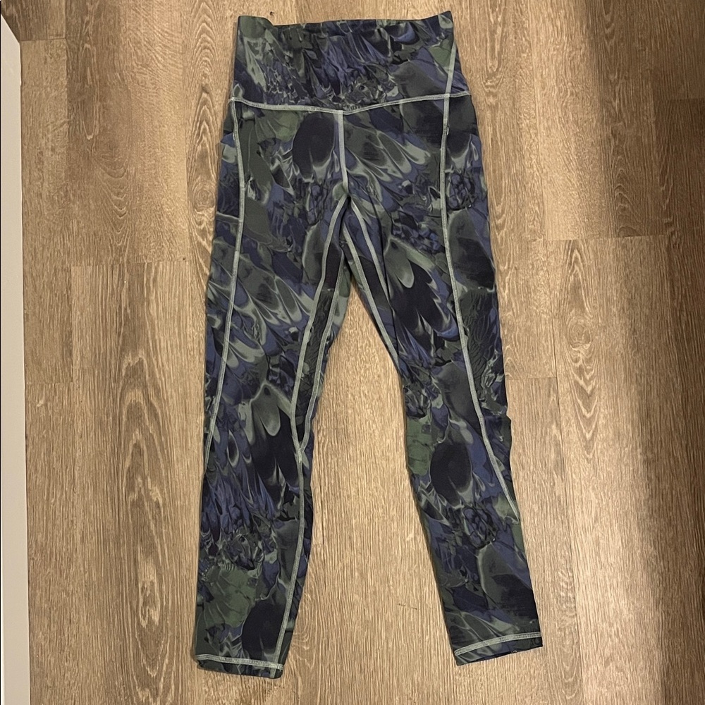 Lululemon 25” Align Leggings with Pockets